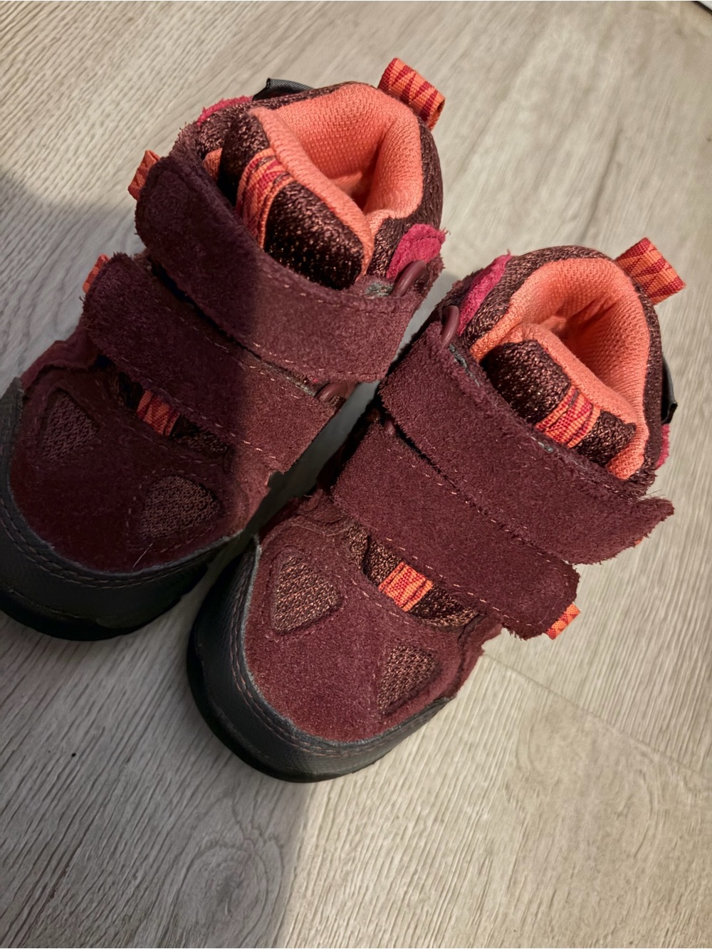 Ll bean Kids Burgundy Velcro Outdoor Sneakers